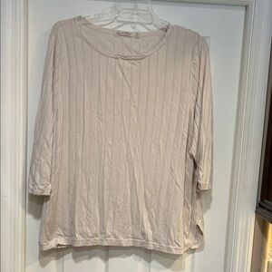 Soft Surroundings Beige Three Qtr Sleeve Lightweight Sweater